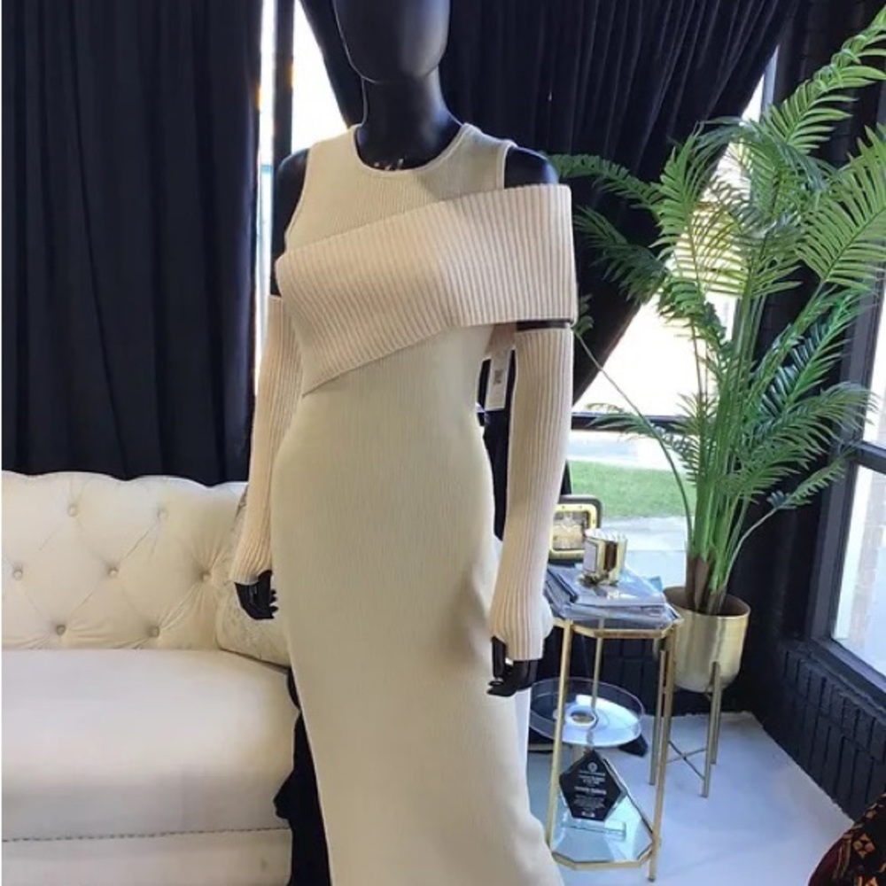 Sweater bodycon maxi dress with matching gloves